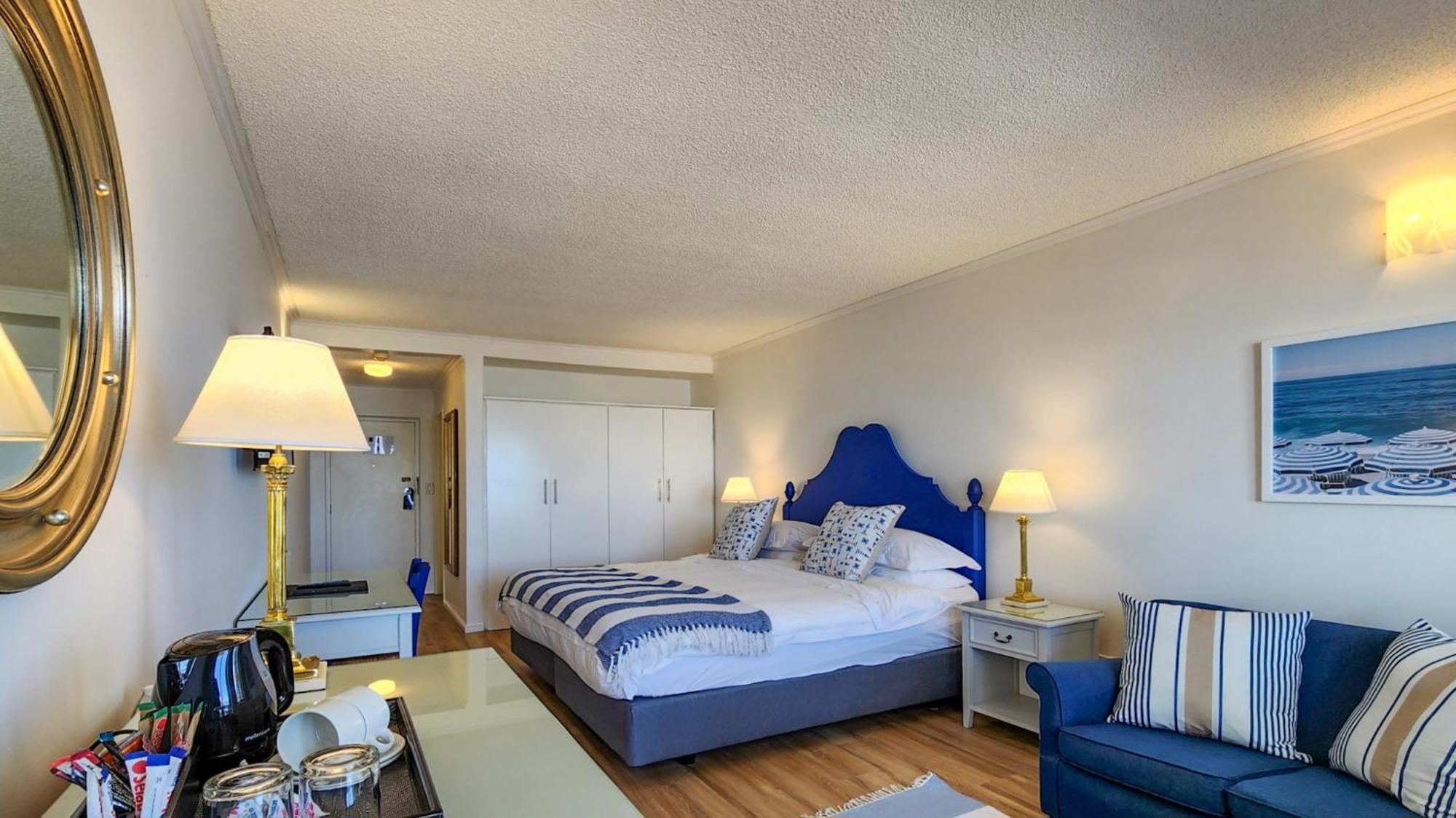 The Blue Peter Hotel Bloubergstrand Extérieur photo