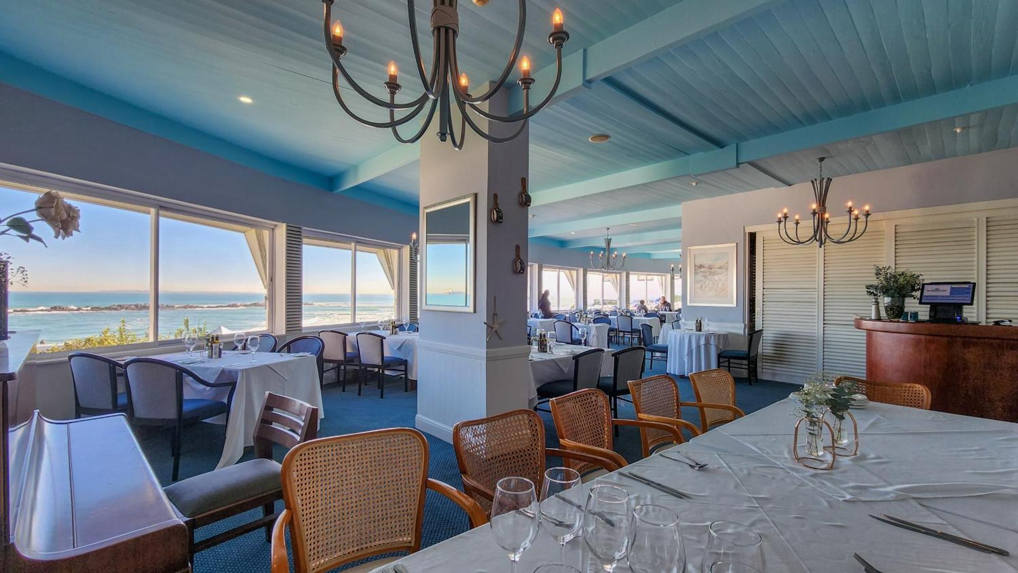 The Blue Peter Hotel Bloubergstrand Extérieur photo